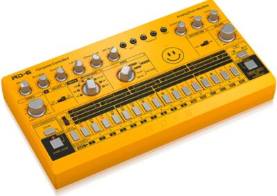 Behringer RD-6-AM Analog Drum Machine Acid Smiley Edition, 8 sounds: bass & snare drum, low & high tom, cymbal, clap, open & closed hi-hat