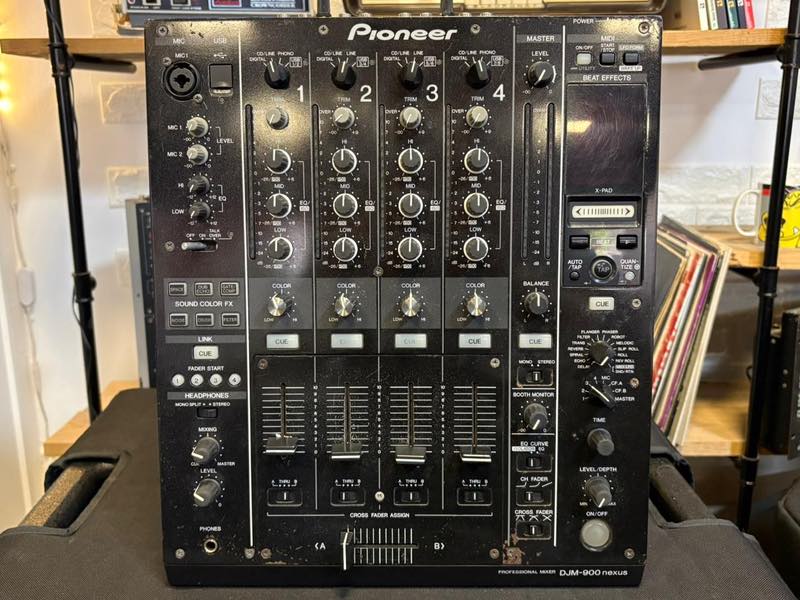 Pioneer DJM-900NXS - Usado