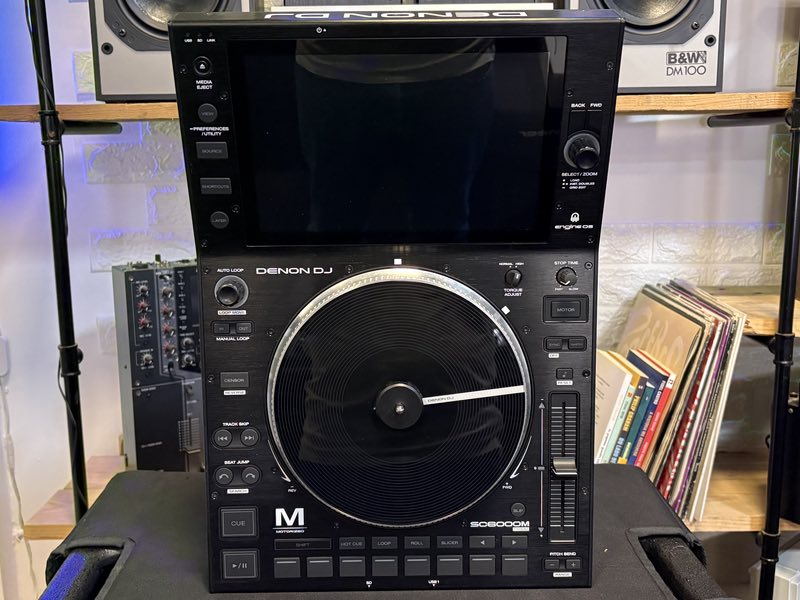 Denon DJ SC6000M - Usado